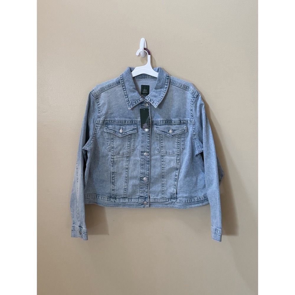 Wild Fable Women's Denim Shrunken Jacket Light Blue Size XXL NWT